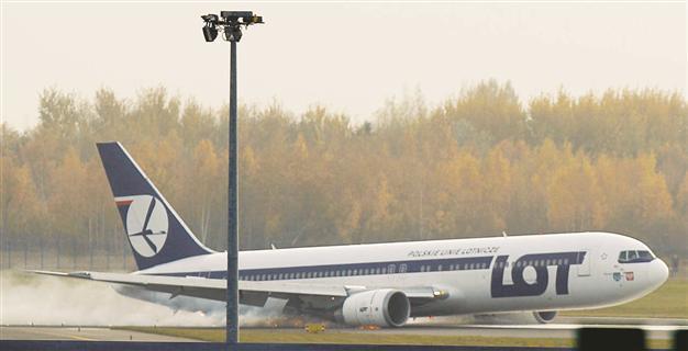 Poland invites Turkish Airlines again for LOT