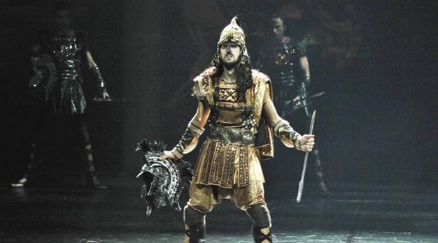 TROY TO STAGE ENCORE ANTALYA PERFORMANCE