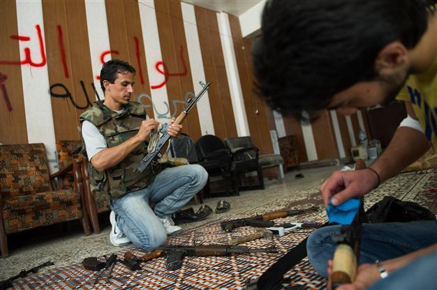 Libyan fighters join Syrian revolt against Assad