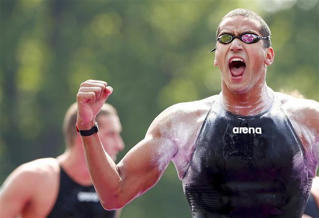Mellouli wins mens 10km swimming marathon