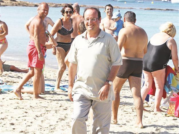 Honeymoon period over for Hollande