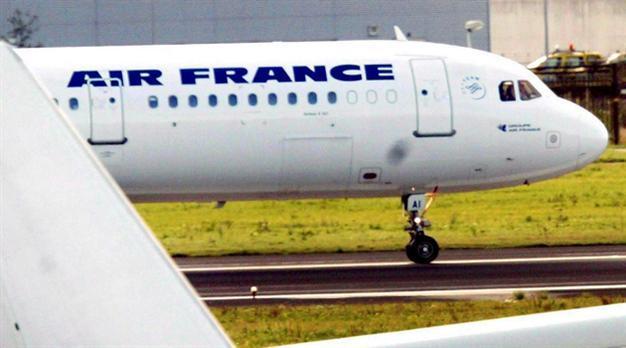 Beirut passengers asked to chip in for Air France fuel