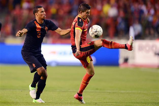 Everton swoop for Belgian striker Mirallas