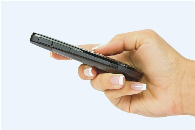 Government eases cell phone registration