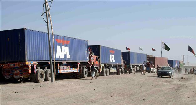 Gunmen attack NATO supply truck in Pakistan: officials