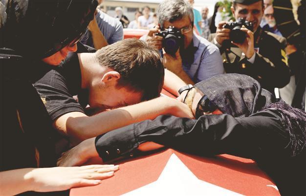 Arrested colonel in Feb 28 case dies in hospital