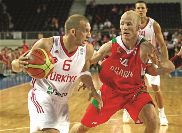 Turkey’s late surge helps beat Belarus