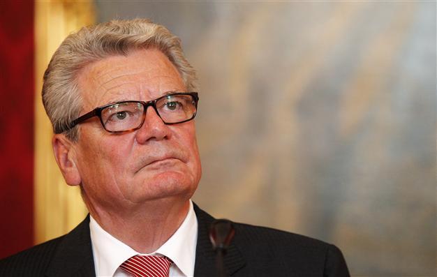 Germany marks worst racist violence since war