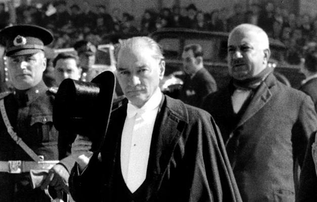 New book spurs debate over Atatürk’s origins