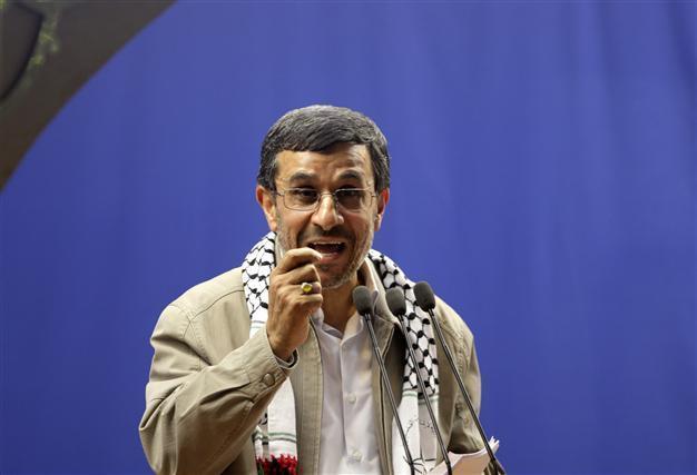 Iran unveils upgraded short-range missile