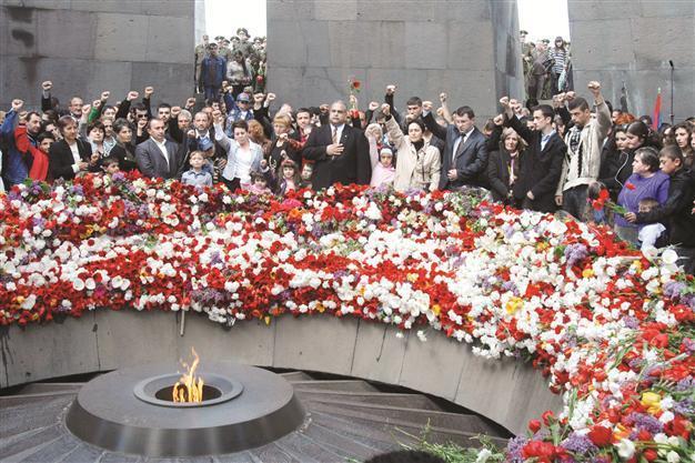 Armenian Americans reach out to parties