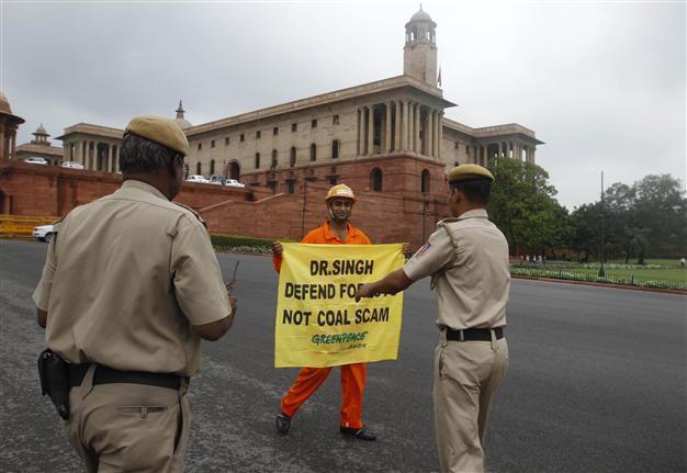 No-bid coal scandal blackens India’s government