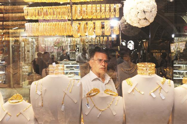 Gold at months high, Istanbul bourse gains