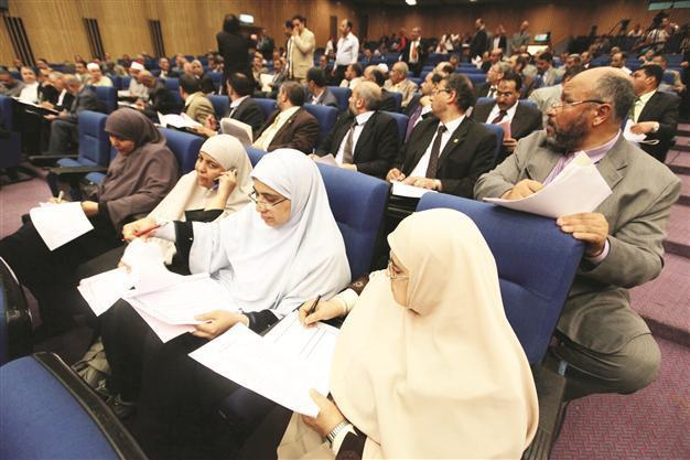 Egypt elects panel on Constitution