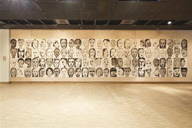 Dumas to speak about her art SALT Beyoğlu