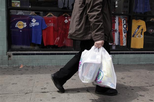 Bulgaria imposes tax on all plastic bags