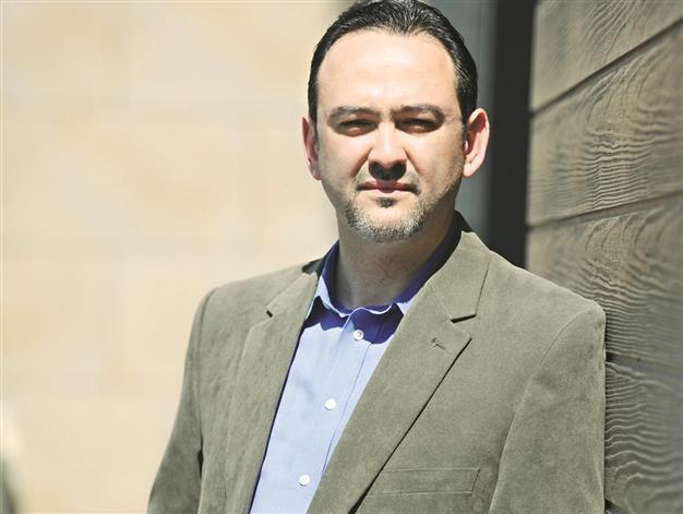 Syrian dissidents looking for more aid