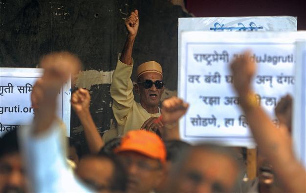 Internet expert criticizes Indian cyber blockades