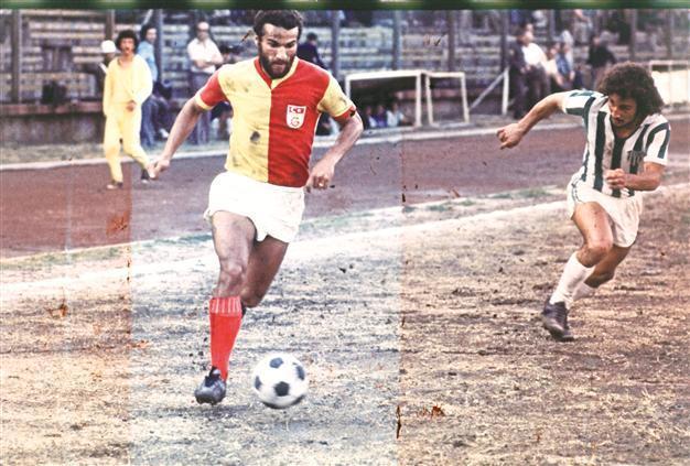 Kurt, Turkish football’s ‘left winger,’ dead at 64