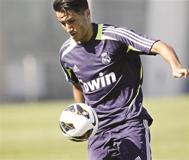 Şahin looking forward to playing alongside Gerrard