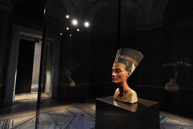 Berlin marks 100 years of discovering Nefertiti