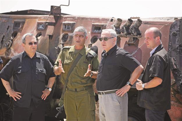 Israel invites Morsi to counter Tehran influence