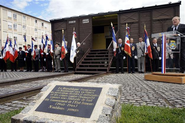 France marks anniversary of wartime Jewish round-up