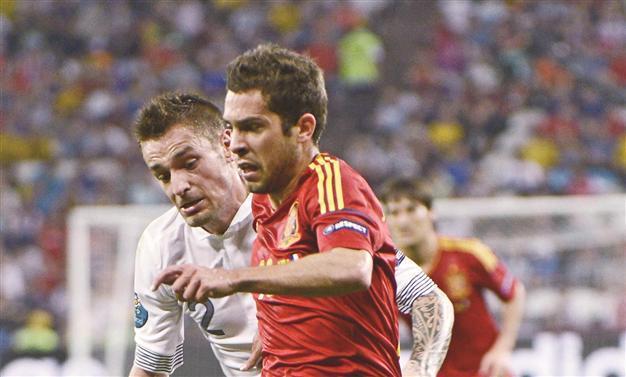 Debuchy eyes Lille exit, misses training