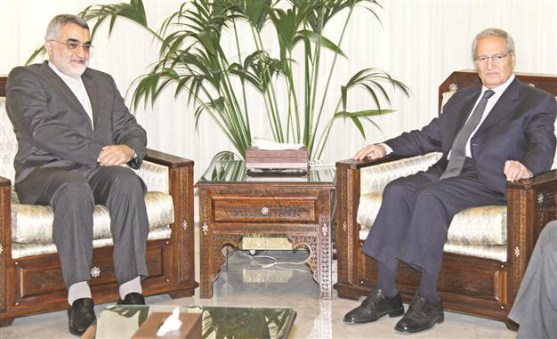 Vice president ends rumors, makes appearance on TV