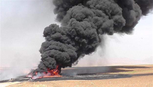 Blast halts oil flow from Turkish-Iraqi pipeline: sources