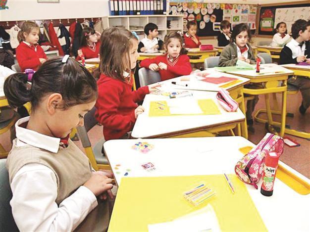 Minister defends early education amid criticism