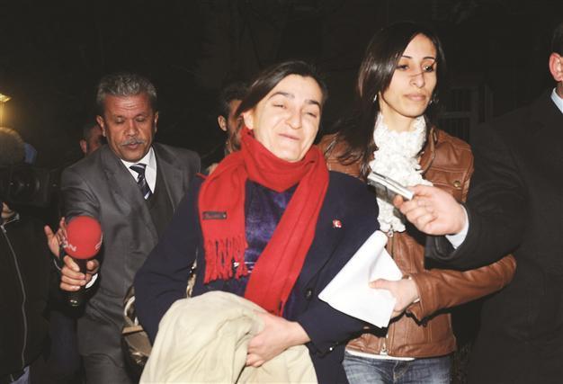 US secretary responds to jailed scribe’s letter