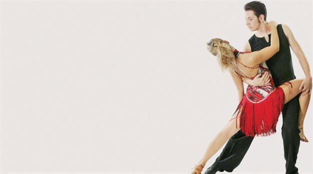 Dance the salsa in the open air