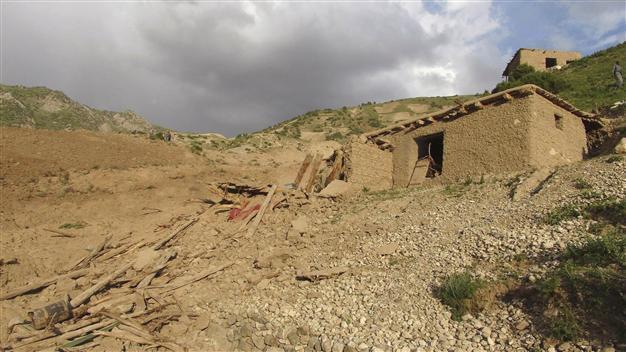 More than 70 feared dead in Afghan quakes