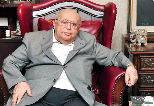 Demirel on jury to select mausoleum for late Turkish-Cypriot leader