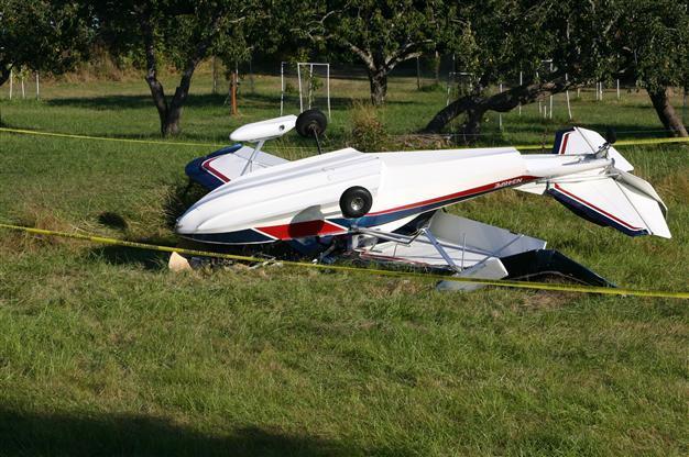 Author Richard Bach injured in US plane crash