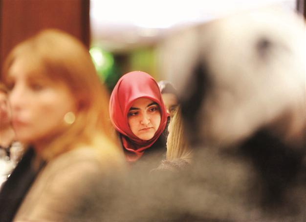AKP proposal for headscarf in public service gets objection