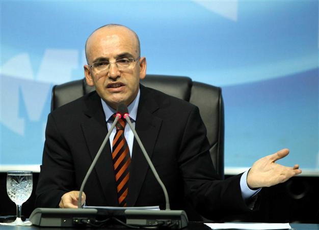 Turkey set to miss budget target, plans tighter policy
