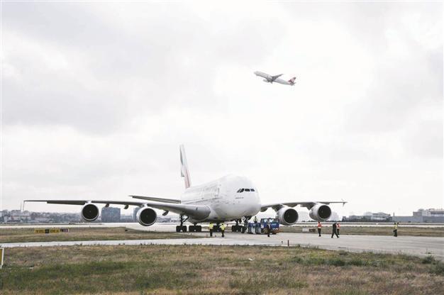 Largest plane lands at Istanbul’s airport