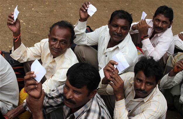 Pakistan frees 48 Indian prisoners as goodwill gesture