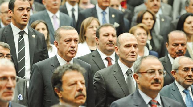 Senior members of AKP rush to save their seats