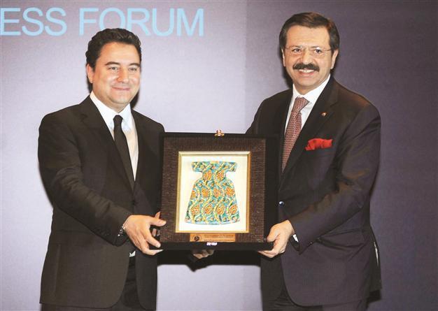 Crisis tops business agenda at key meet