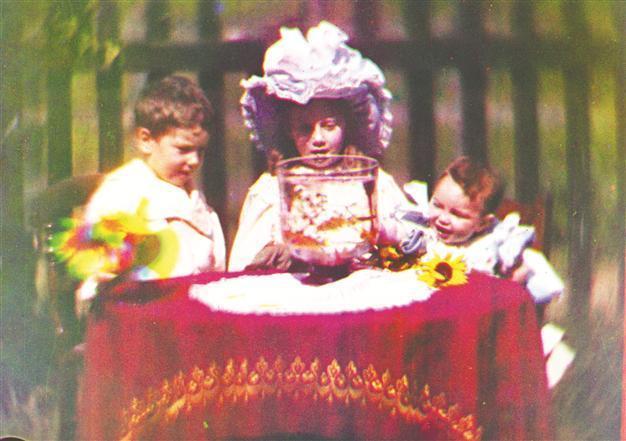 UK museum revives first-ever color film
