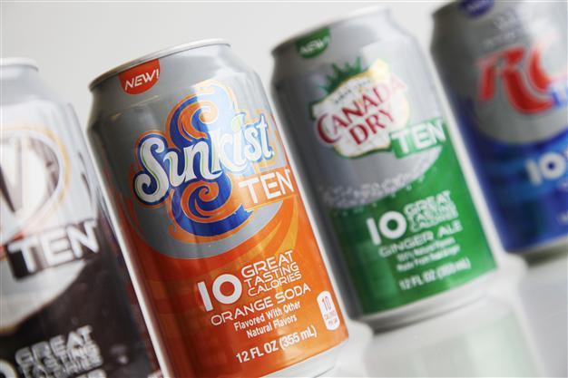 New York imposes partial ban on huge soda drinks