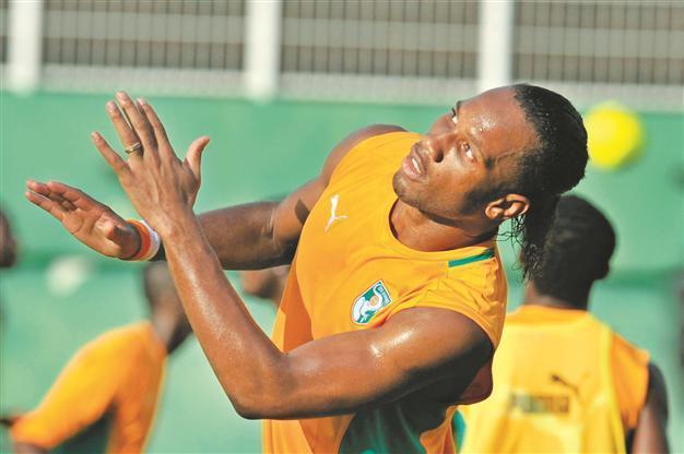 Stars return to Shanghai as boardroom issues resolved