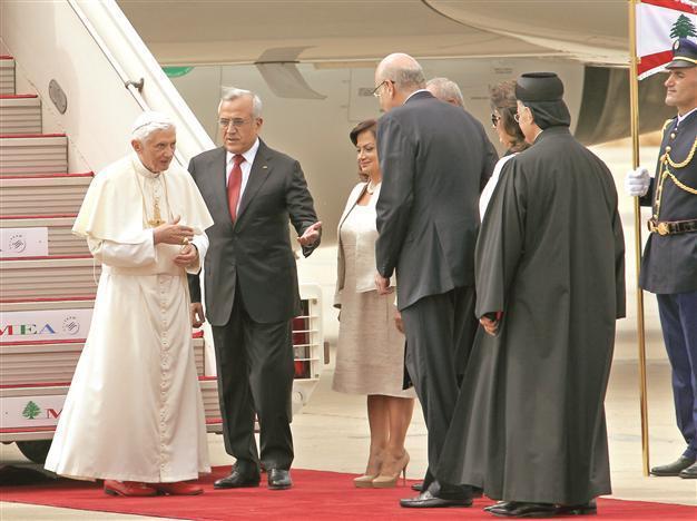 Pope makes landmark Lebanon trip