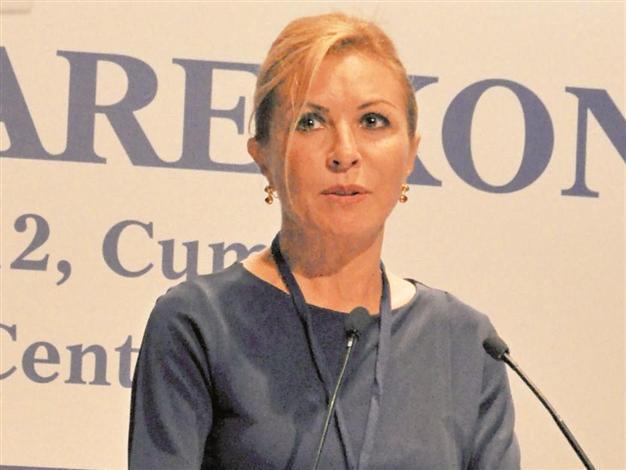 Polarization deepens, says industrialist