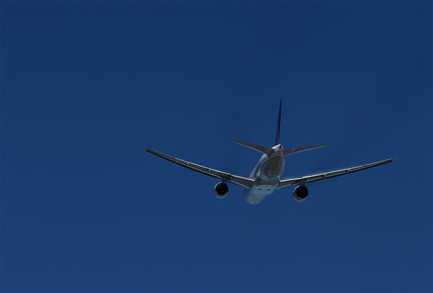 Iraq blocks Syria-bound North Korean plane, suspects weapons cargo