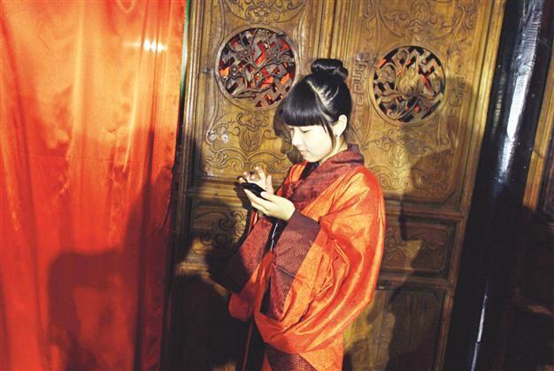 Google decides to shut music service in China