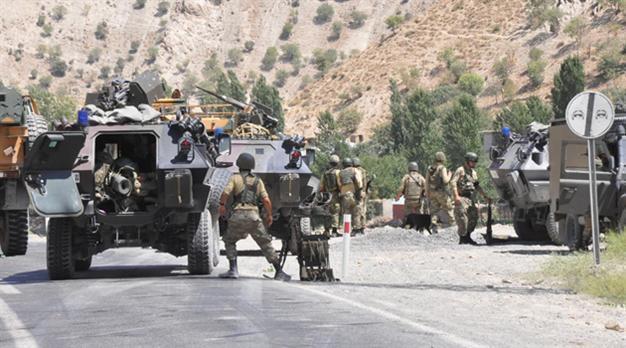 One soldier dies in coordinated PKK attacks in southeastern Turkey